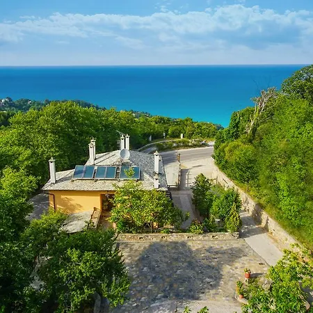 Nikolaou House Цагарада