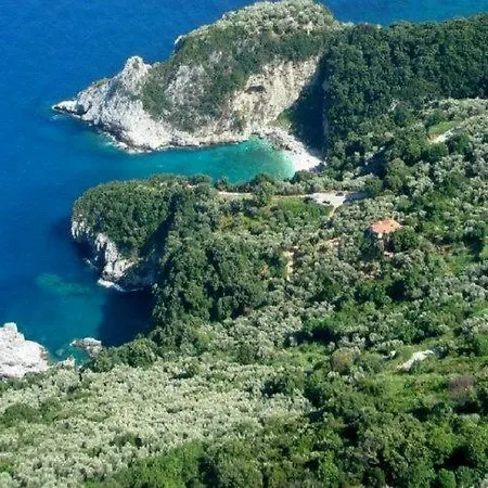 Гостевой дом Nikolaou House 3*