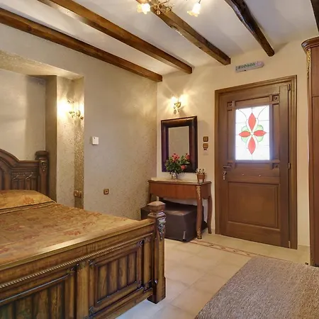 Nikolaou House Цагарада