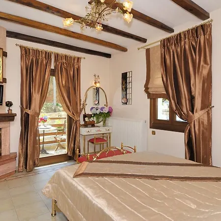 Гостевой дом Nikolaou House Цагарада